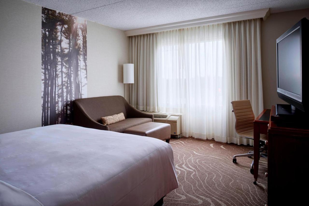 Detroit Metro Airport Marriott Hotel Romulus Buitenkant foto