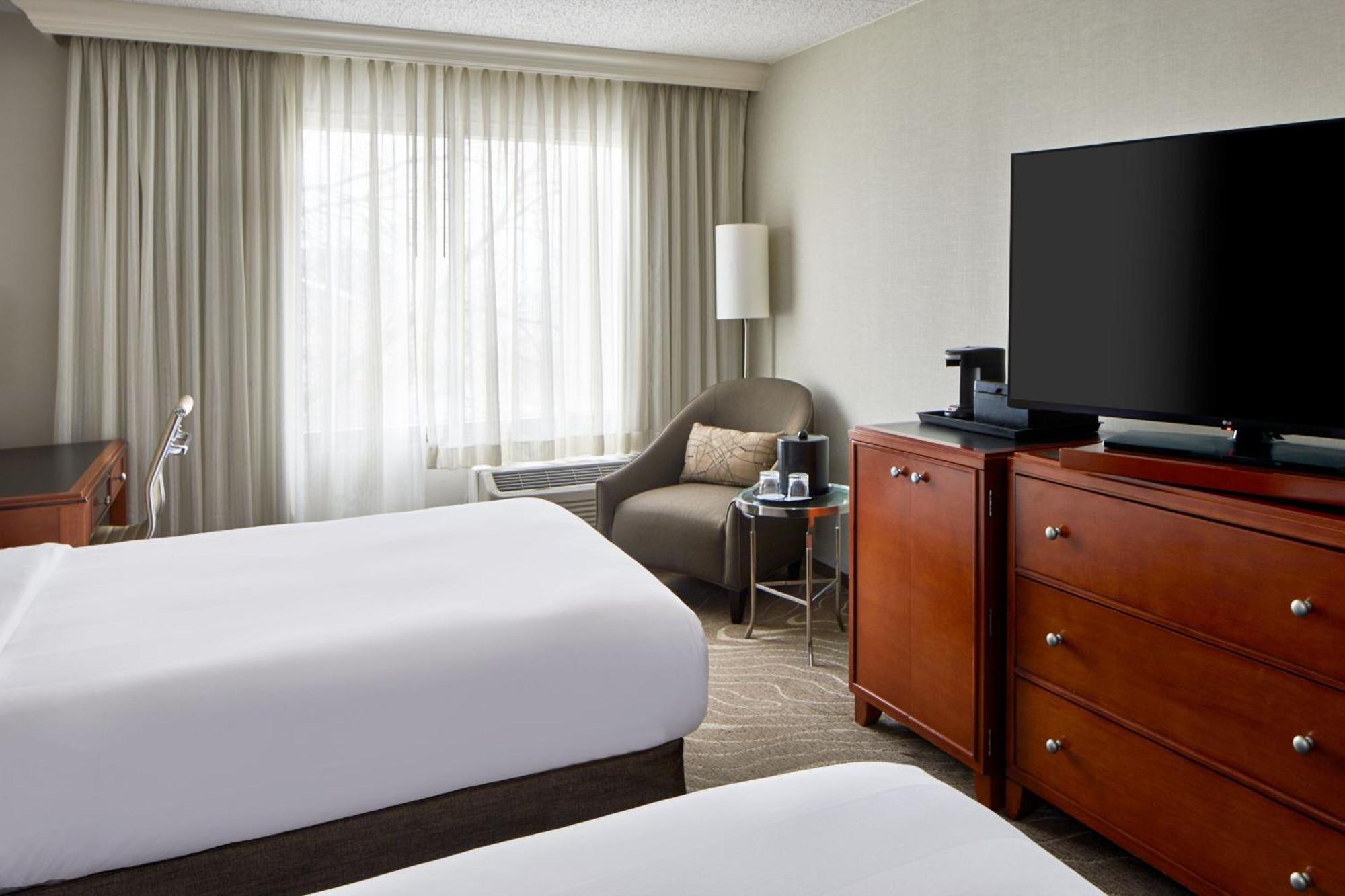 Detroit Metro Airport Marriott Hotel Romulus Buitenkant foto